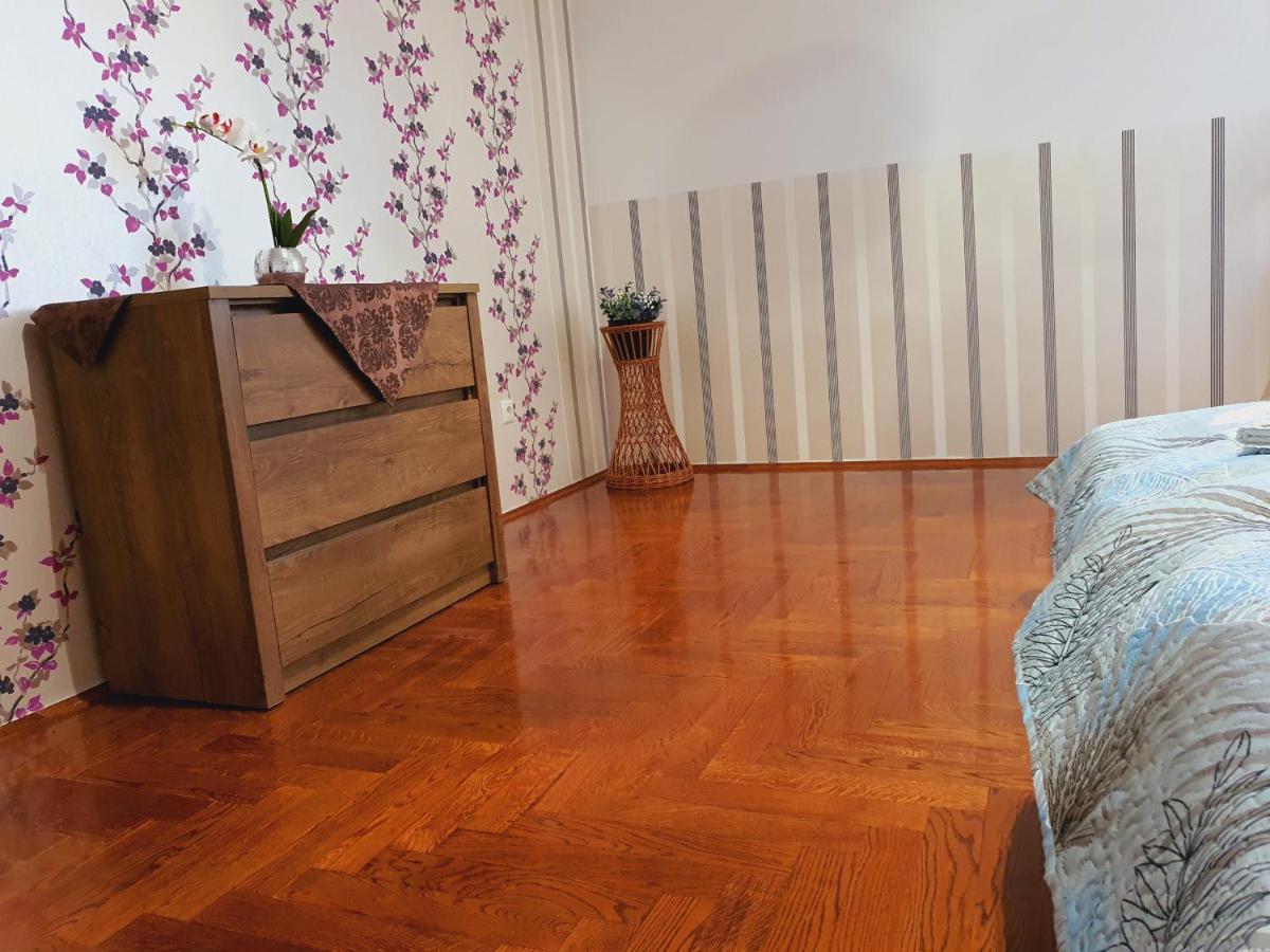 Adel Apartman Miskolc Dış mekan fotoğraf