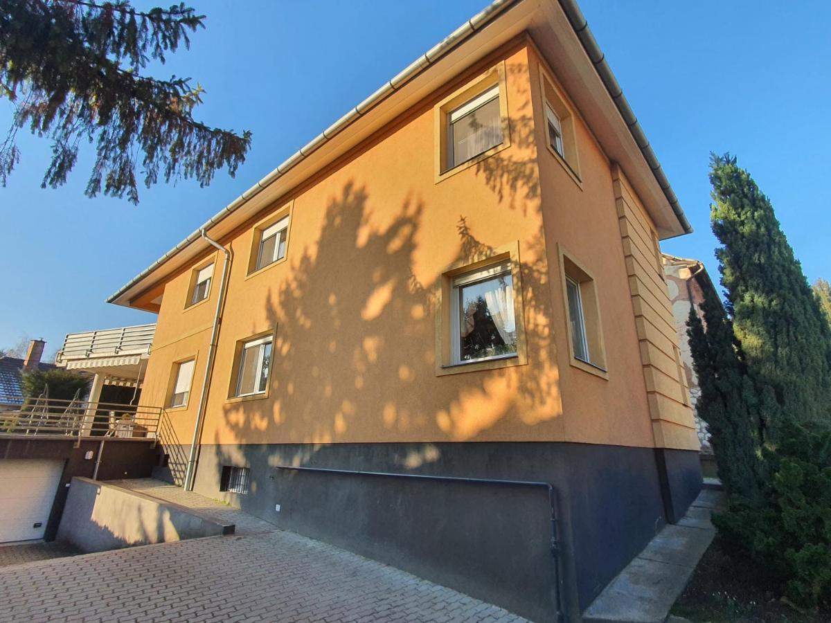 Adel Apartman Miskolc Dış mekan fotoğraf